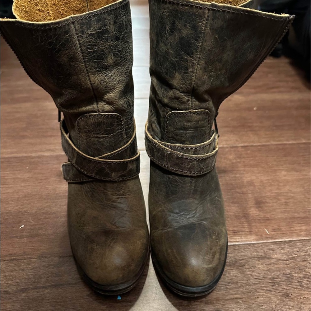 Leather heeled Corral western dress boot